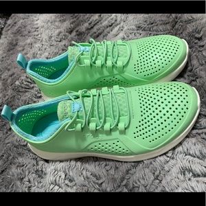 Croc Tennis Shoes